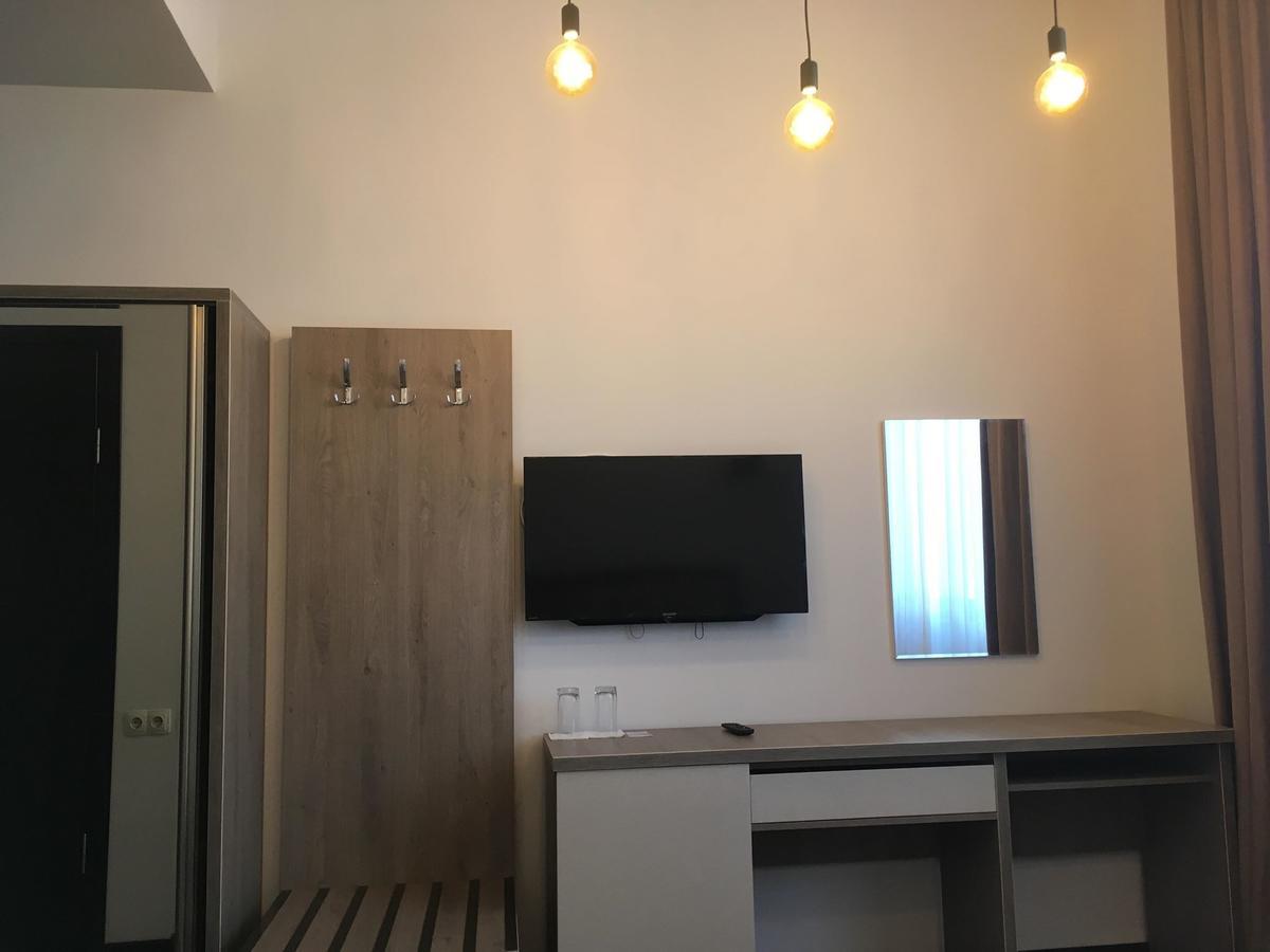 Iveria Batumi Exterior foto